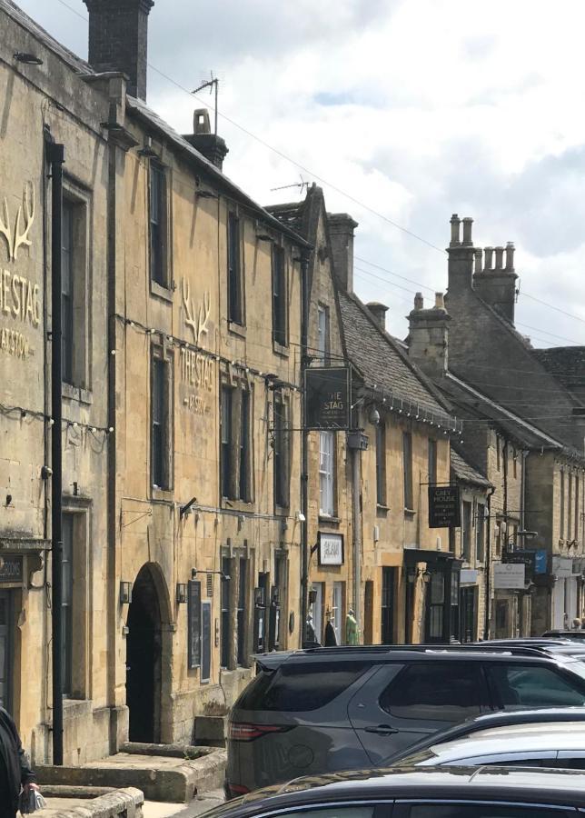 Lucy'S Tearoom Stow-on-the-Wold Extérieur photo