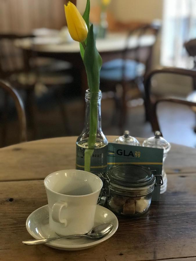 Lucy'S Tearoom Stow-on-the-Wold Extérieur photo
